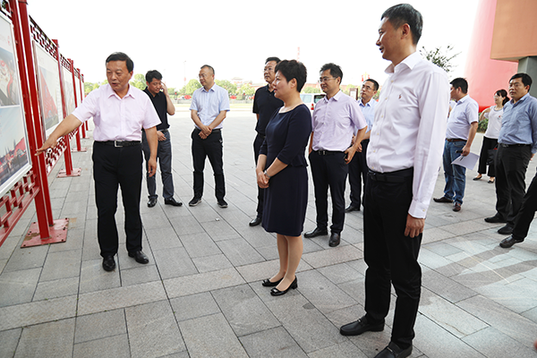 2020年6月3日，時任淮安市委書記、現(xiàn)任廣西壯族自治區(qū)黨委常委、自治區(qū)人民政府副主席蔡麗新在今世緣酒業(yè)調(diào)研重大項目建設(shè)以及經(jīng)濟網(wǎng)格化開展情況。